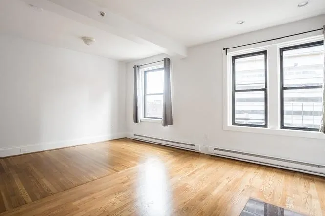 90 Warrenton St, Downtown