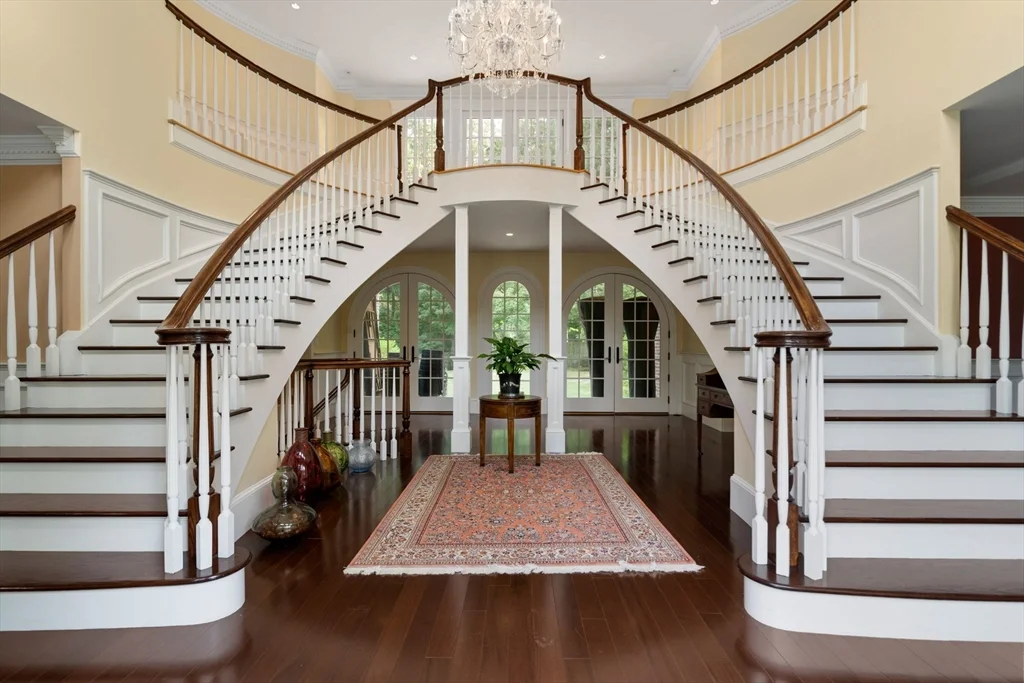 66 Forest Ave, Newton