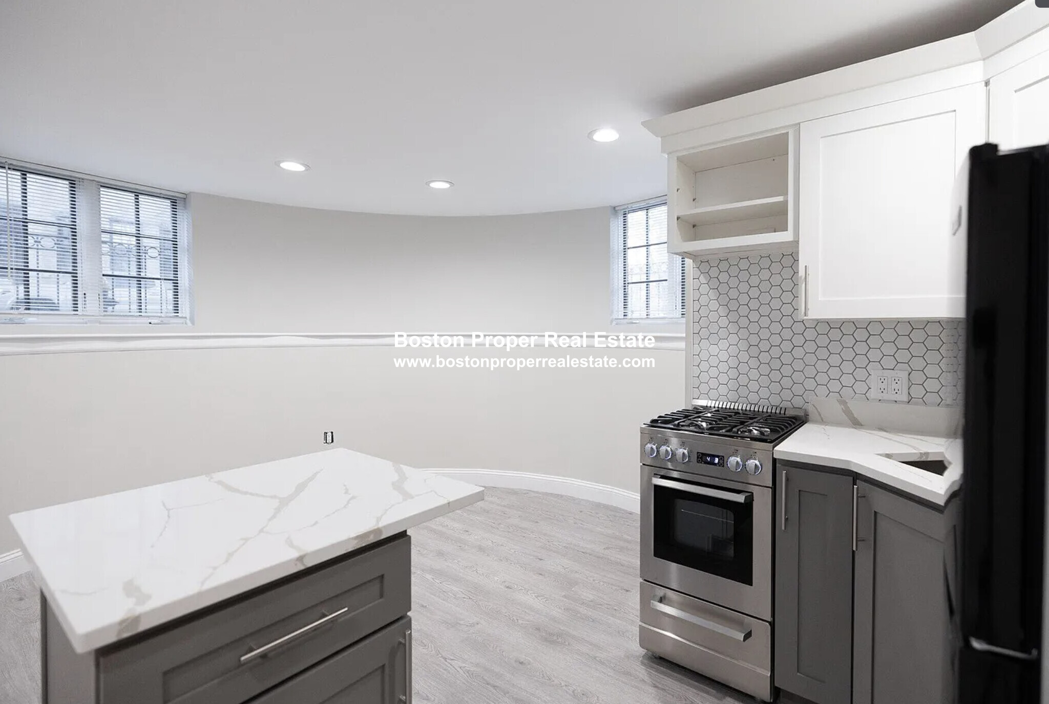 158 Saint Botolph St, Back Bay