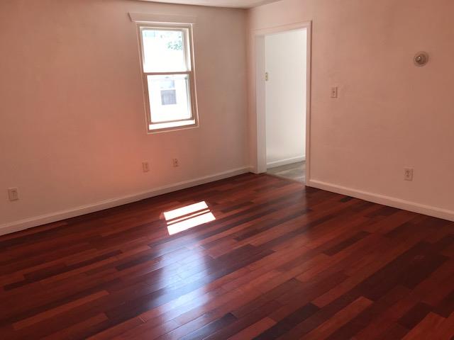 70 School St, The Port