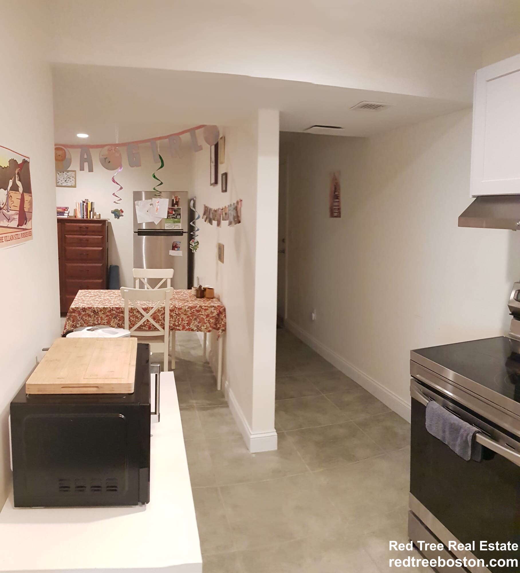 18 Senator Bolling Cir, Dorchester