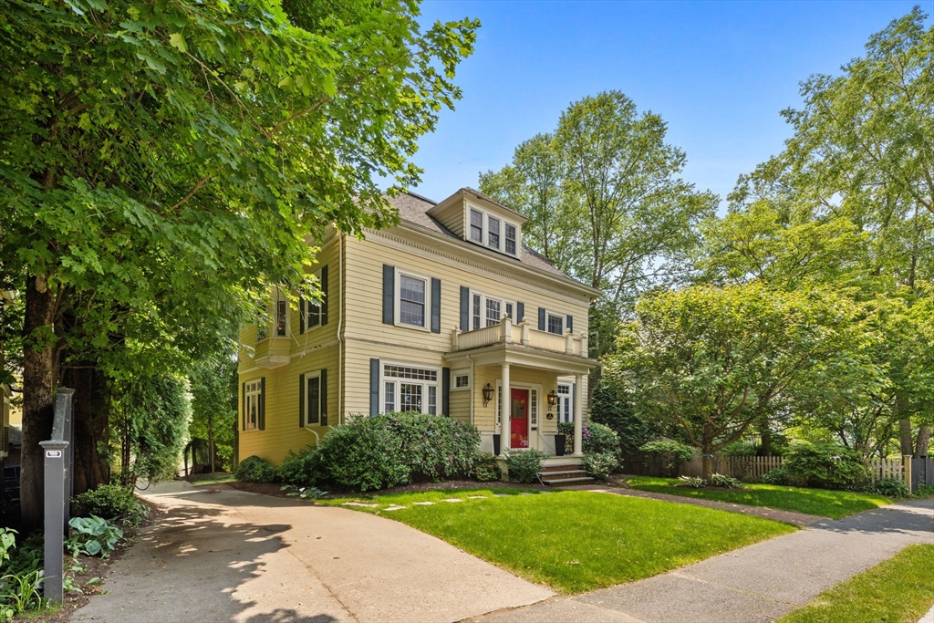 204 Homer St, Newton Center