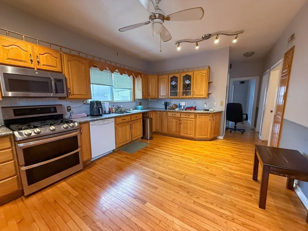 56 Bowdoin St, Medford