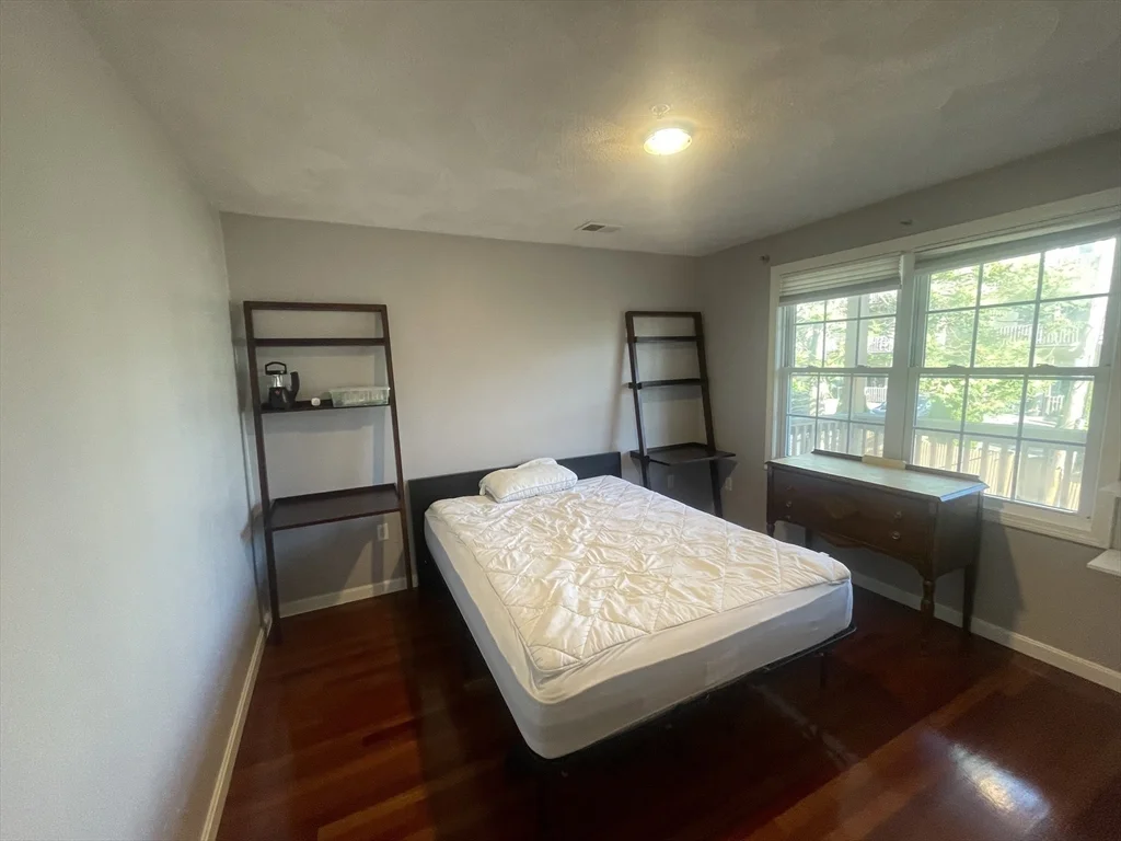 138 Horace St, East Boston