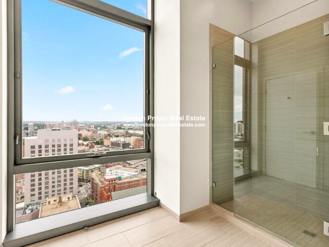 30 Dalton St, Back Bay