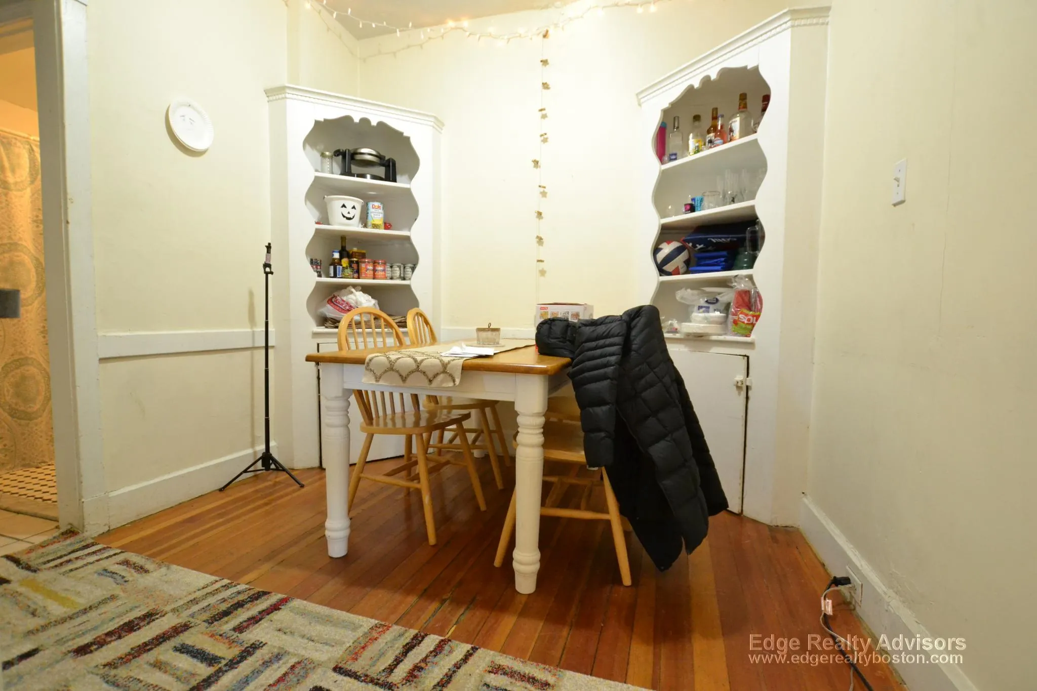 316 Saint Paul St, North Brookline