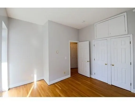 469 Massachusetts Ave, Roxbury