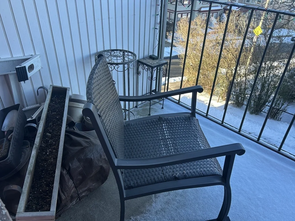 2039 Commonwealth Ave, Brighton