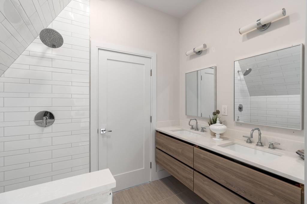 24 Rush St, East Somerville