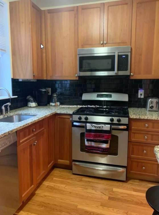 65 Strathmore Rd, Brighton