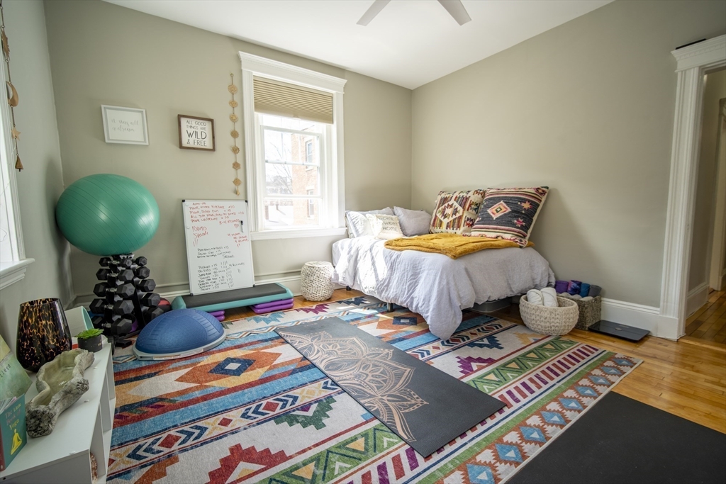 164 Strathmore Rd, Brighton