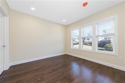 232 Fulton St, Medford