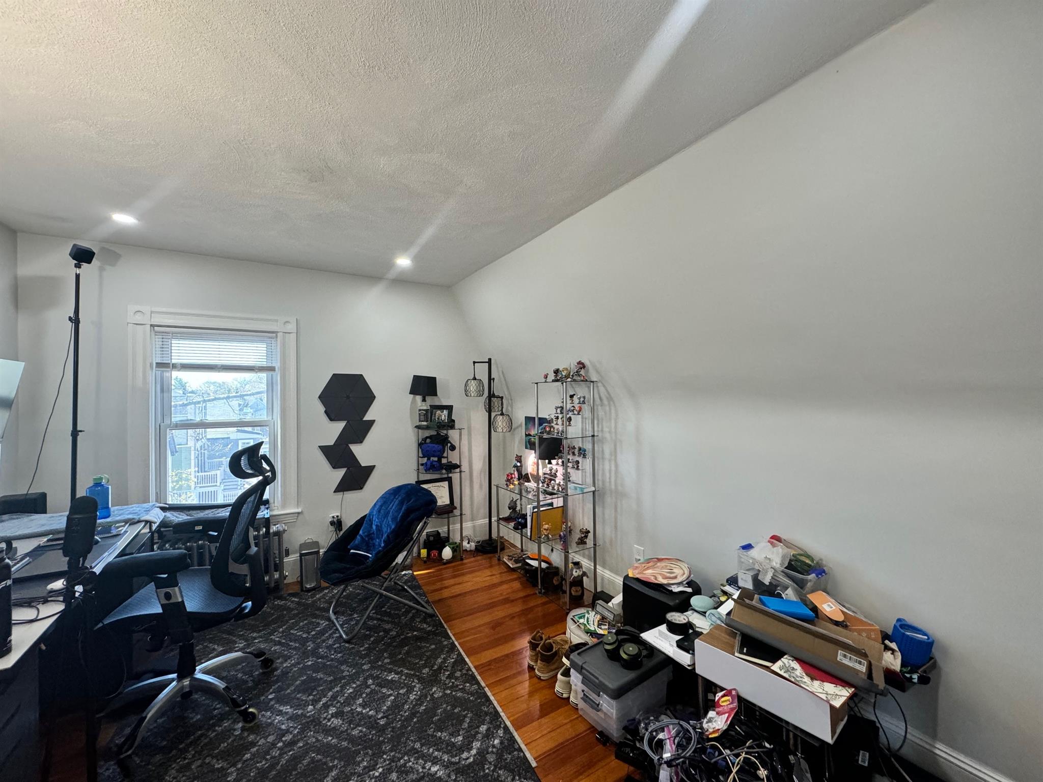 148 Willow Ave, Powder House Square