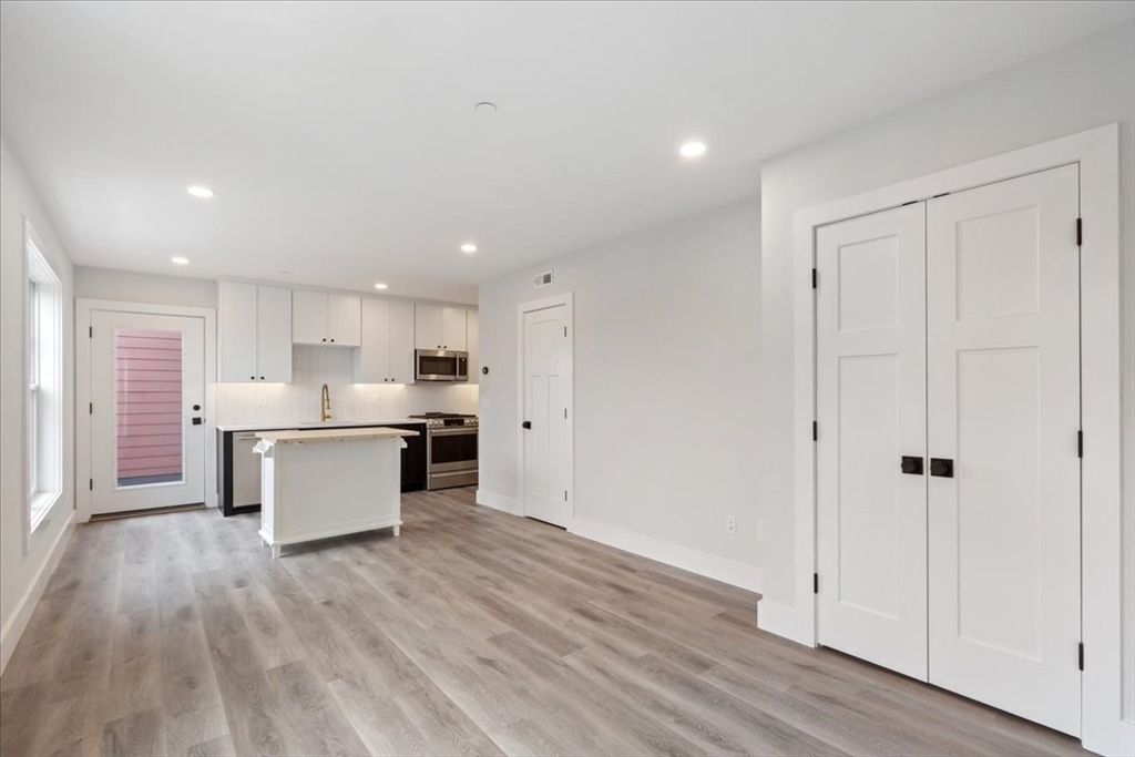 10 Geneva St, East Boston