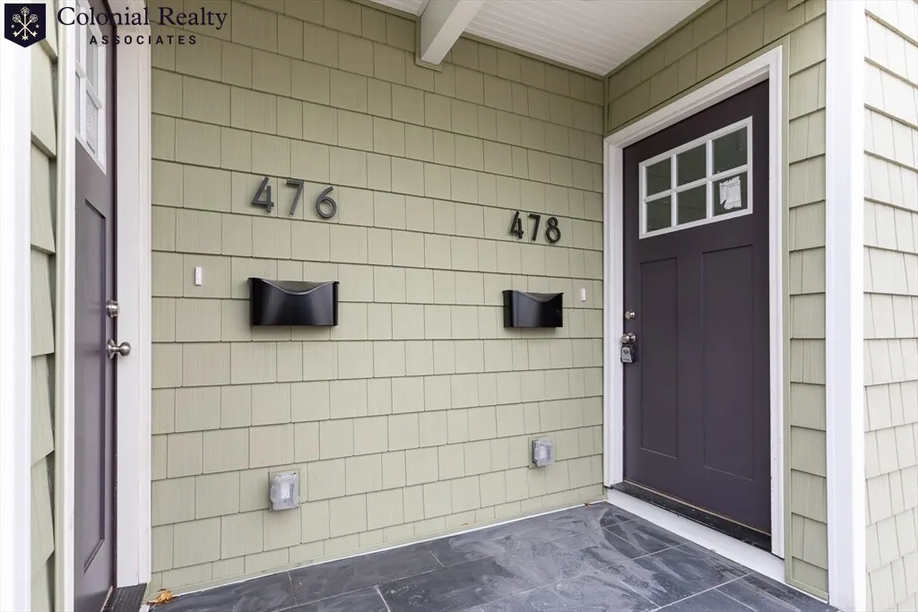 478 Fulton St, Medford