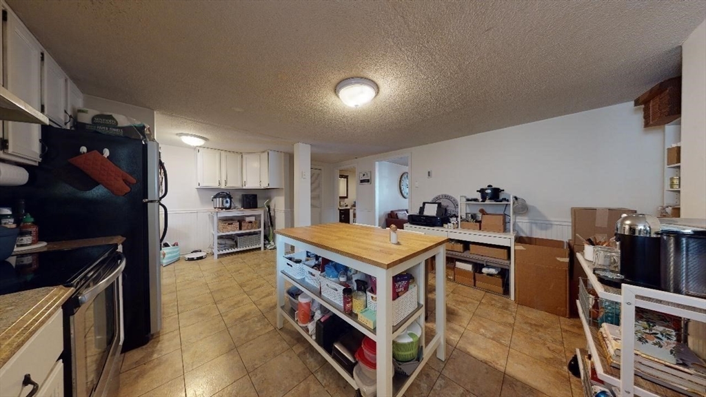 34B Lexington St, Eagle Hill