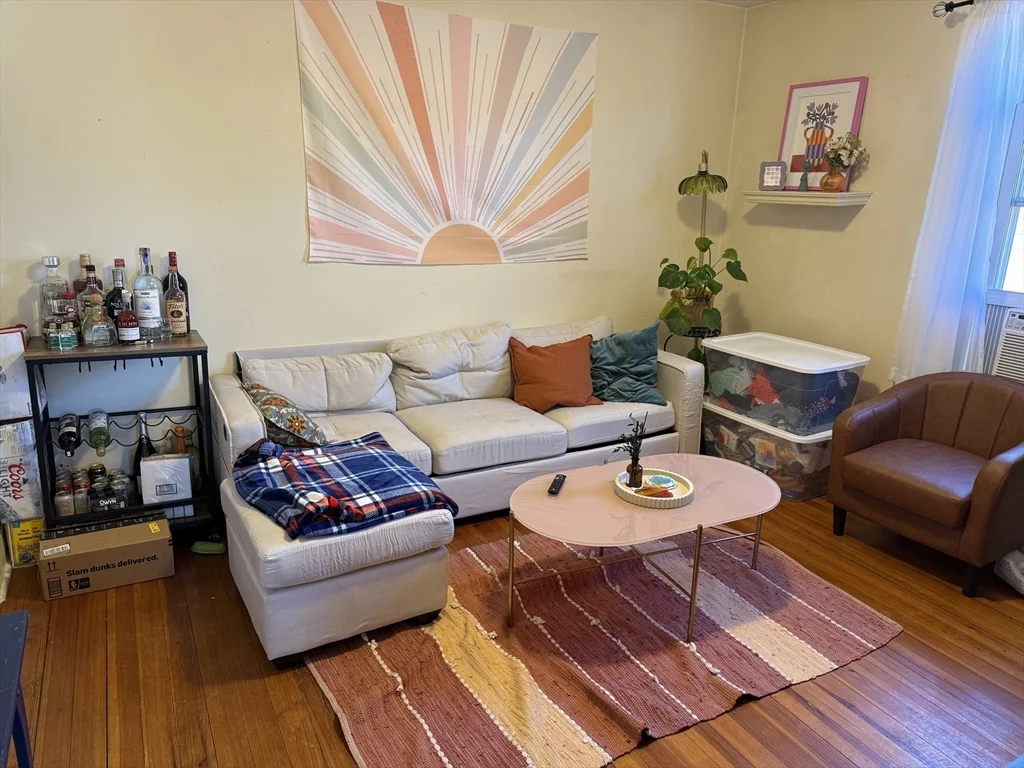 60 Pleasant St, Cambridgeport