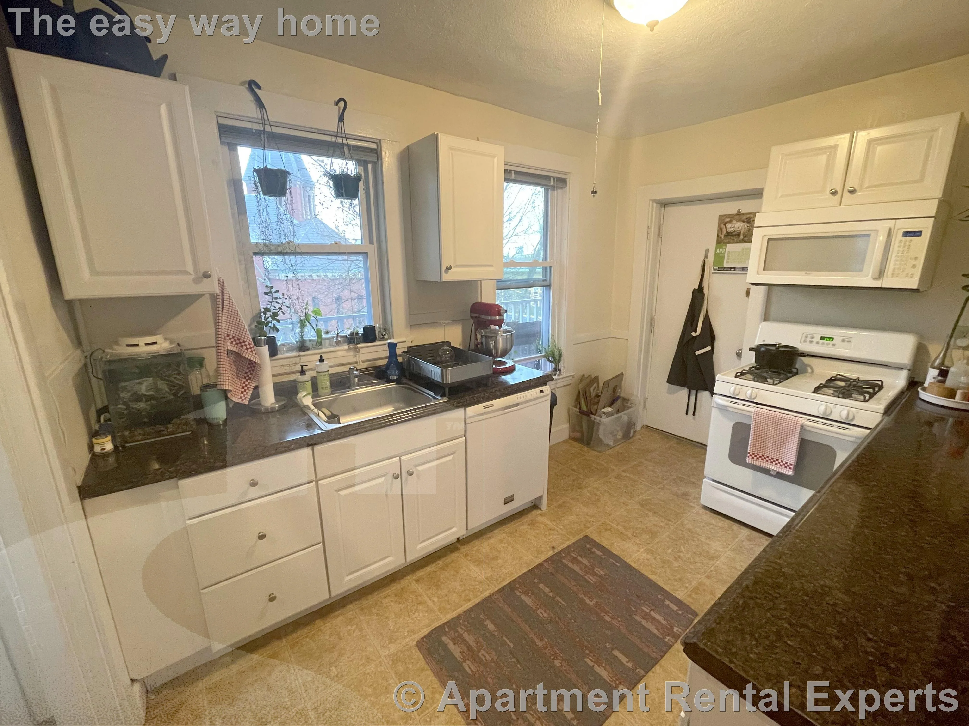 18 Sanborn Ave, Union Square