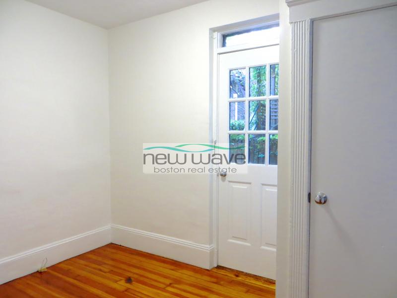 43 Joy St, Beacon Hill