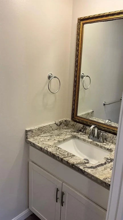 10 Groton Rd, Westford