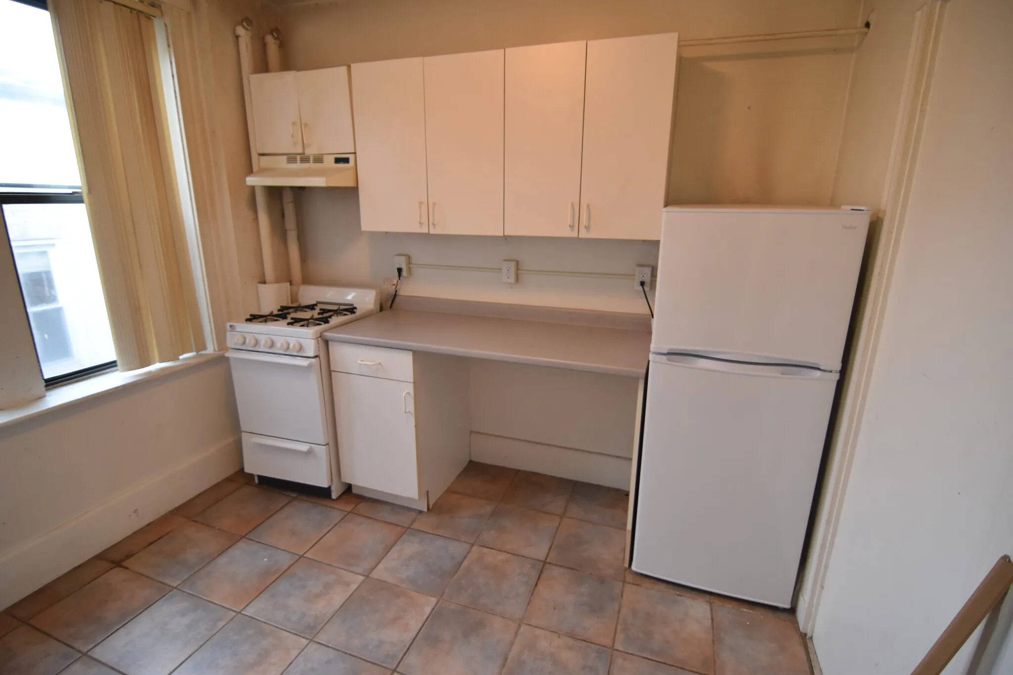 11 Barrows St, Allston