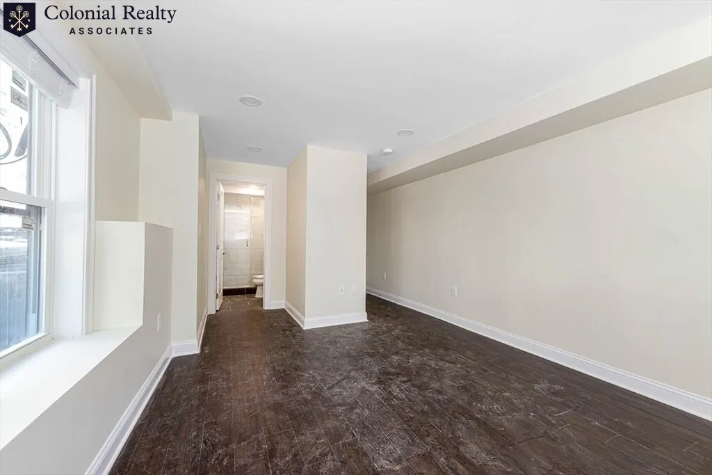 70 Stanley Ave, South Medford