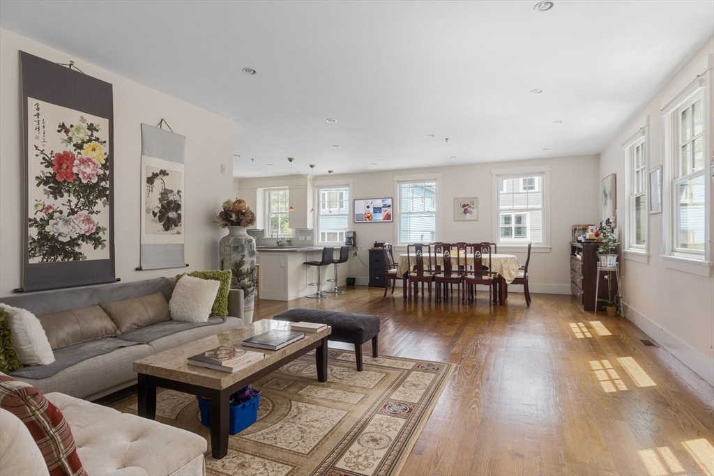 7 Ballord Pl, Riverside