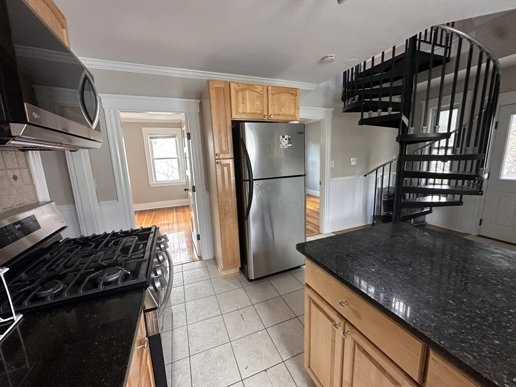 3 Westview Rd, Natick