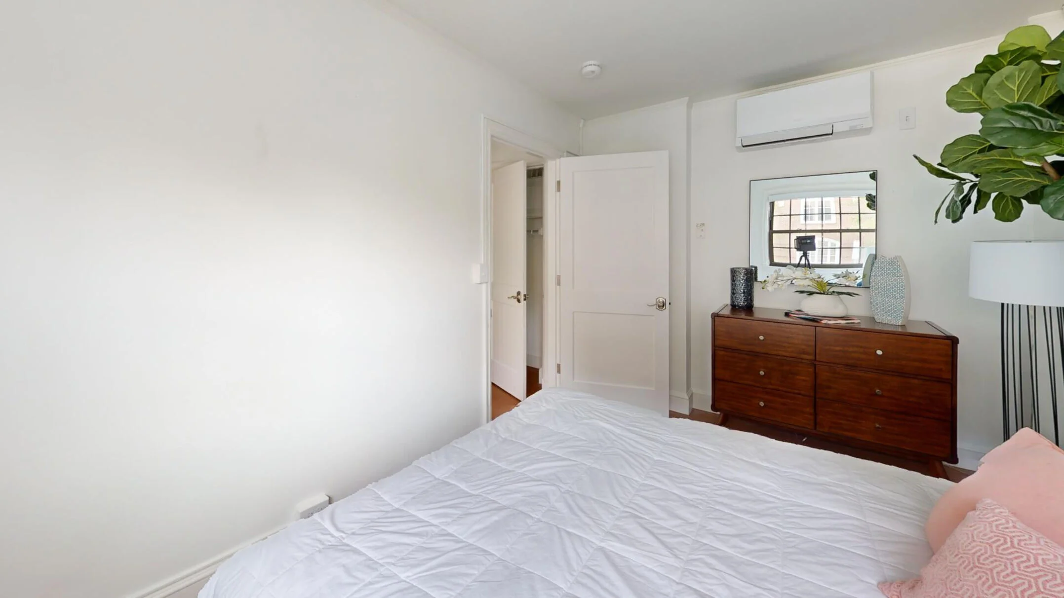 1200 Massachusetts Ave, Riverside