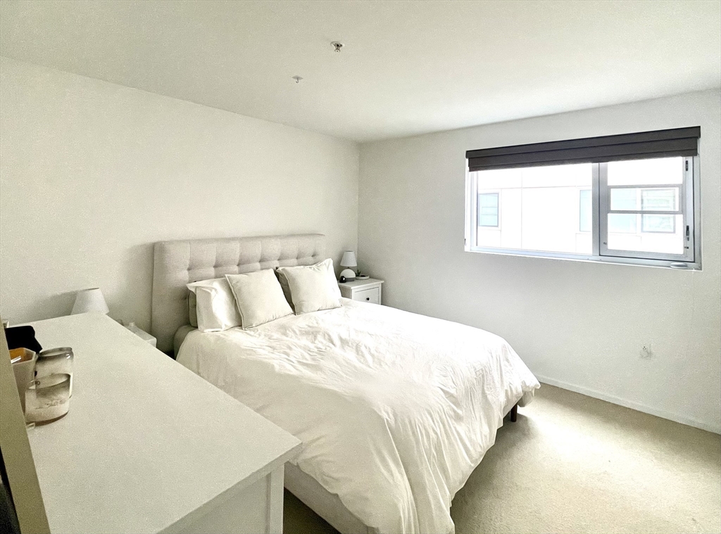 1 Earhart, East Cambridge