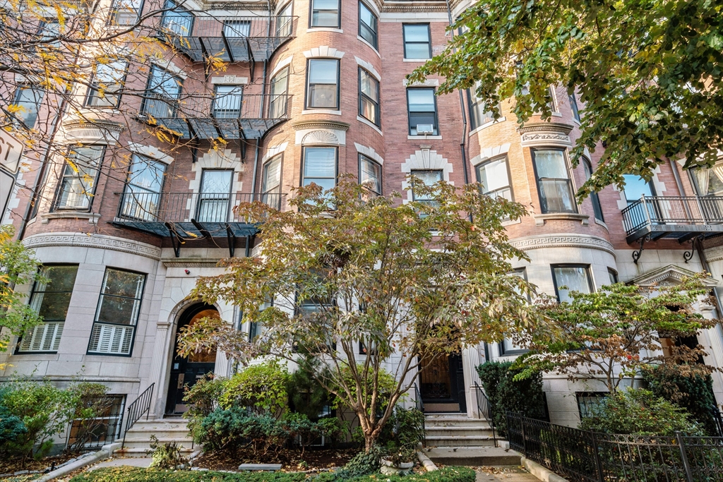 486 Beacon St, Back Bay