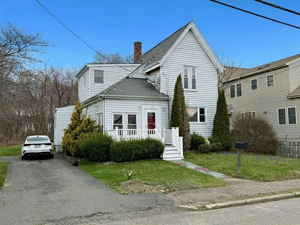 98 W Spring St, Avon