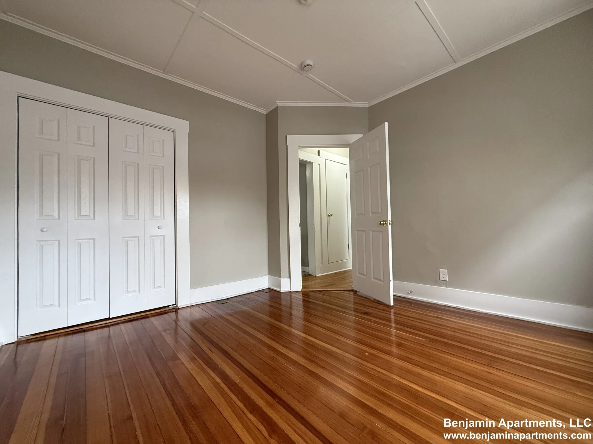 6 Bowdoin Park, Dorchester