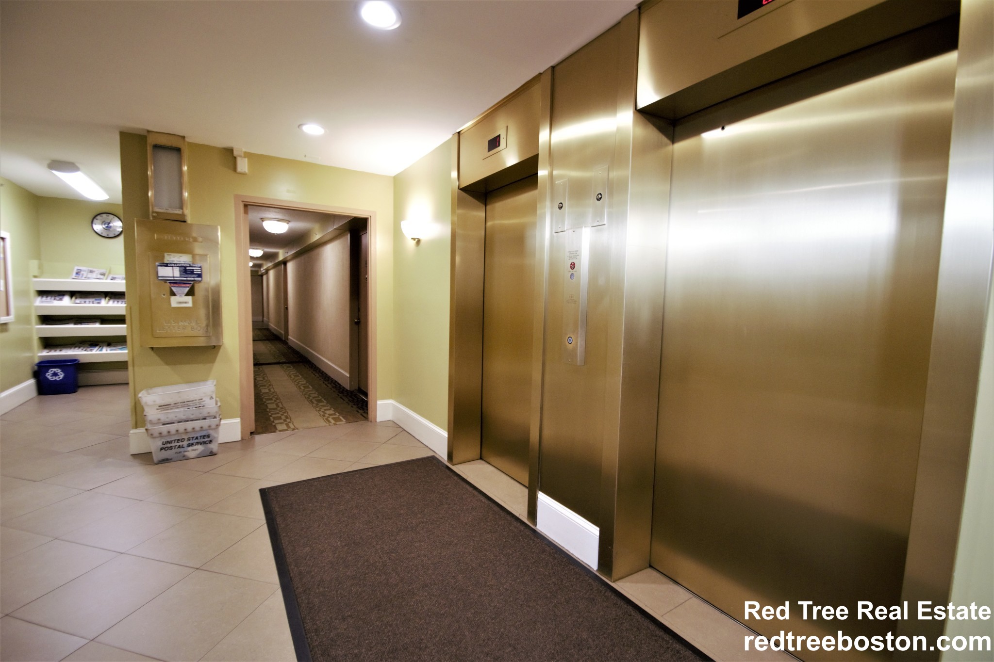 101 Monmouth St, Longwood