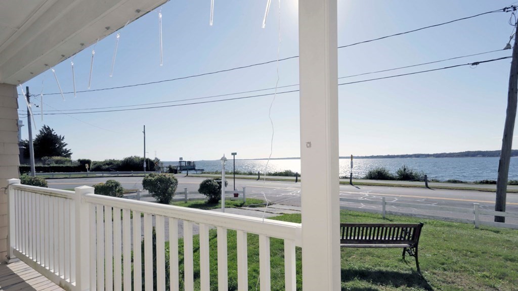 672 W Rodney French Blvd, Far North