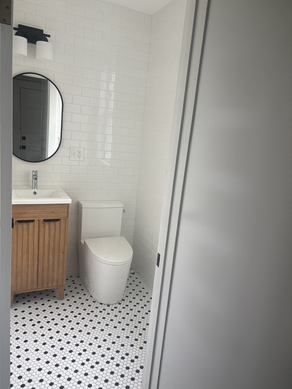 14 Fairview St, Roslindale