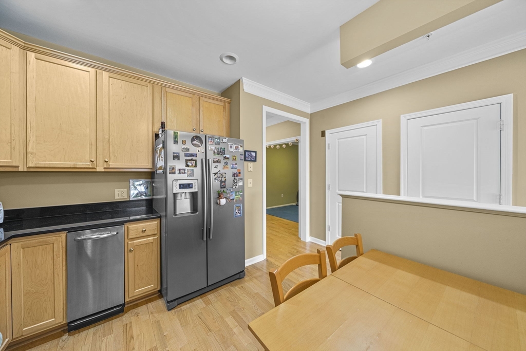 204 Clocktower Dr, Waltham