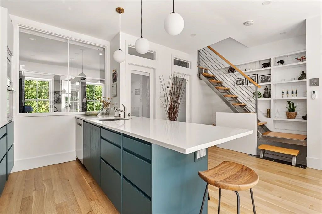 201 West Springfield St, South End