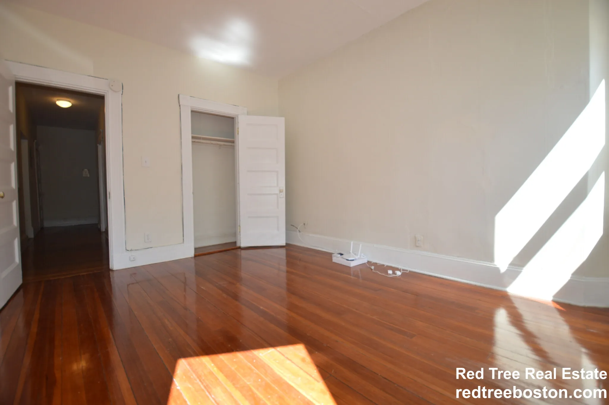 1595 Beacon St, Brookline