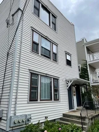 95 Allston St, Cambridgeport