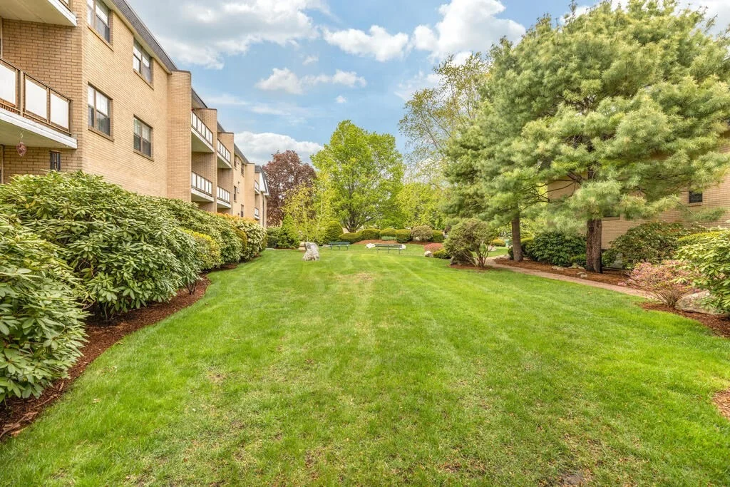 48 Bigelow, Watertown