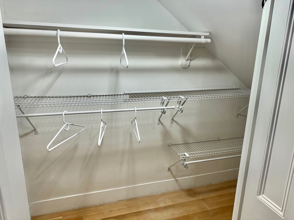 1001 Memorial Dr, Riverside