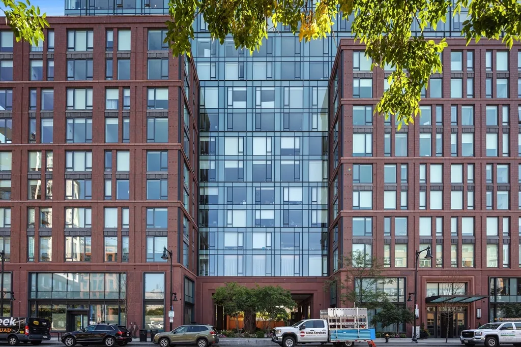 380 Harrison, South End