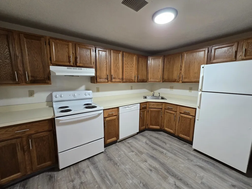 147 Rawson Rd, Quincy