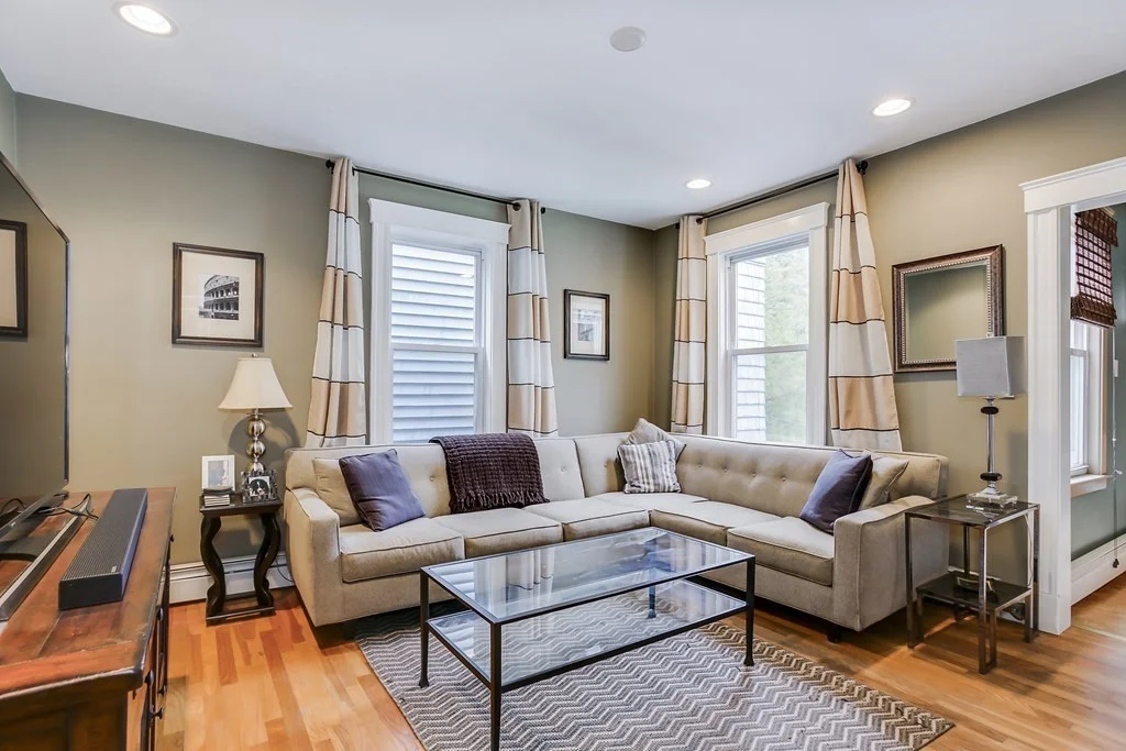 458 E 7th St, South Boston