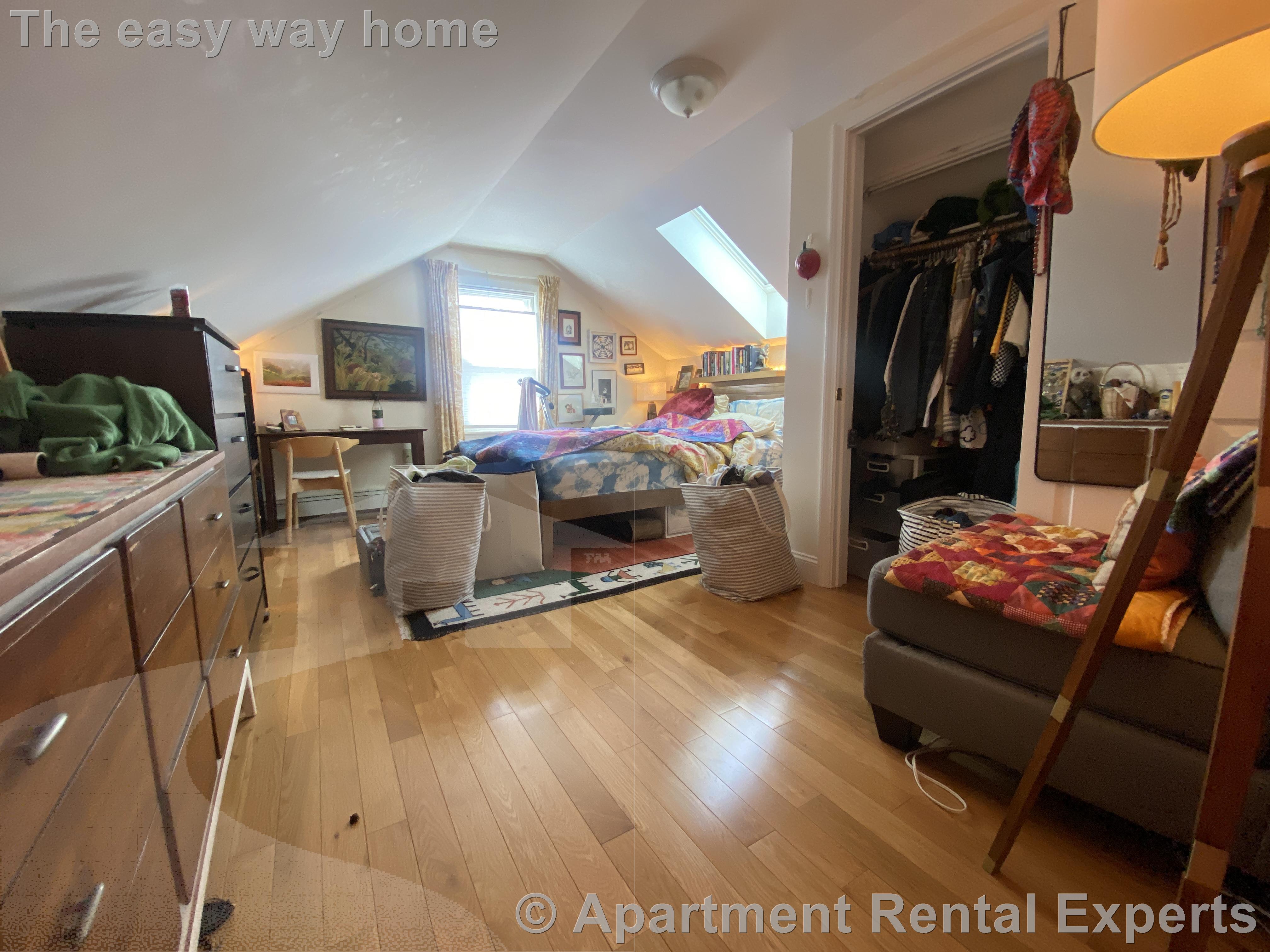 124 Pine St, Central Square