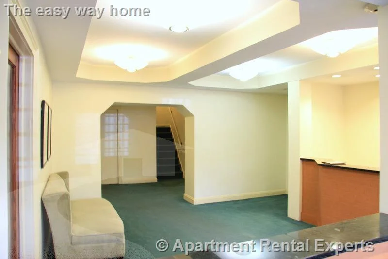 60 Brattle St, Harvard Square