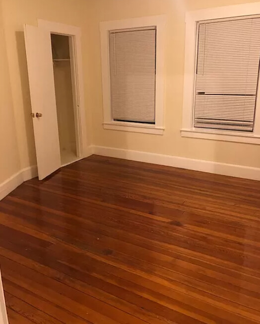 27 Forest St, Baldwin