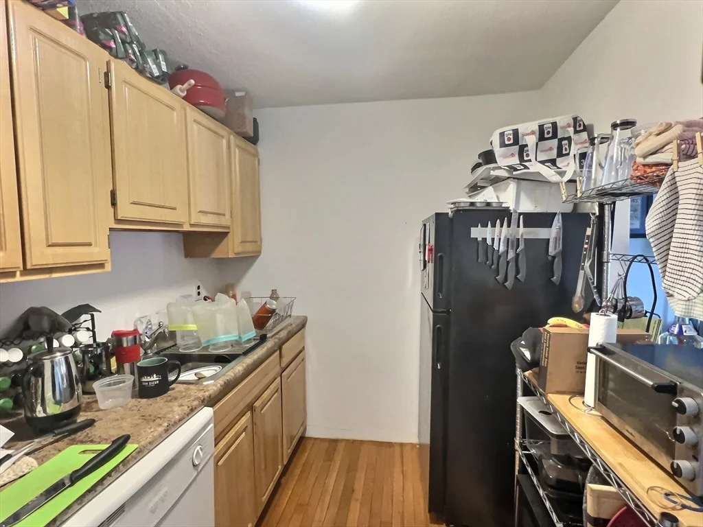 1027 Commonwealth Ave, Allston