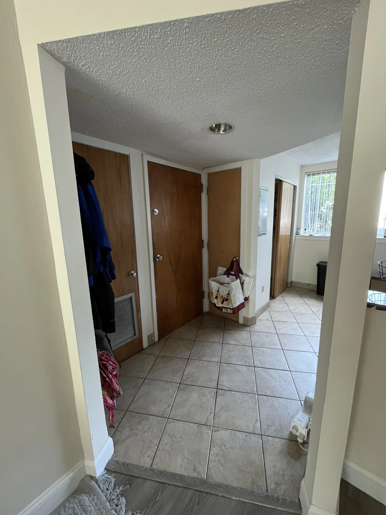 144 North Beacon St, Oak Square